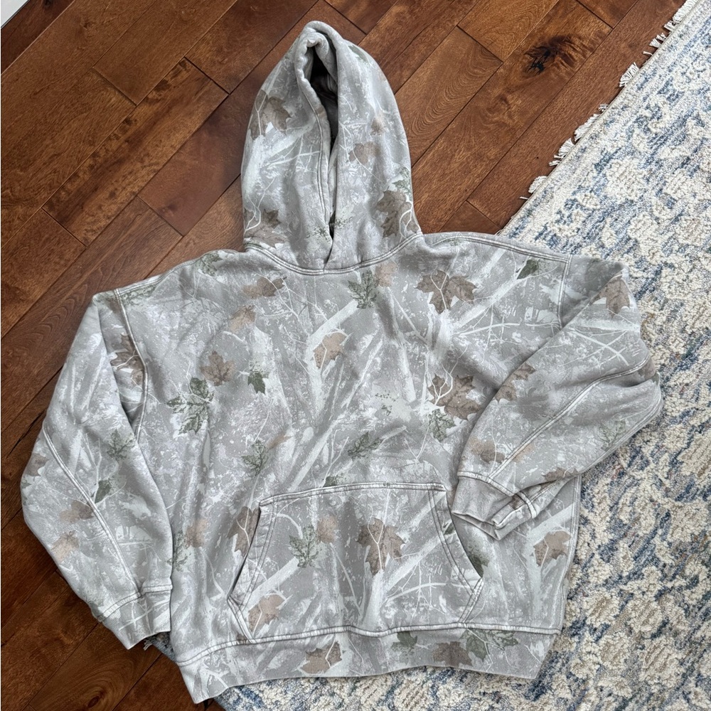Abercrombie & Fitch Gray Camouflage Hoodie